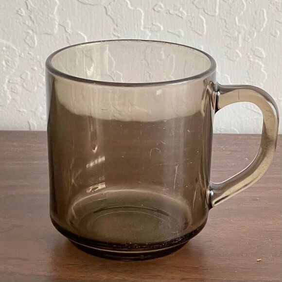 Arcoroc France Mug Smoky Charcoal Grey‎ Glass Vintage Coffee Cup 10 oz - Picture 1 of 6